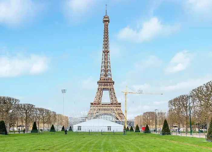 Awesome In With Wifi Paris