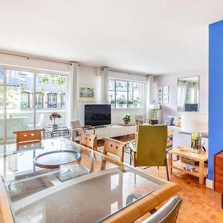 Awesome In With Wifi Paris